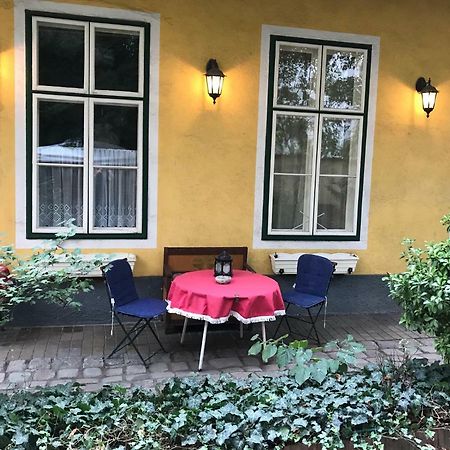 70M² Grosses Apartment Mit Gartenzugang Vídeň Exteriér fotografie